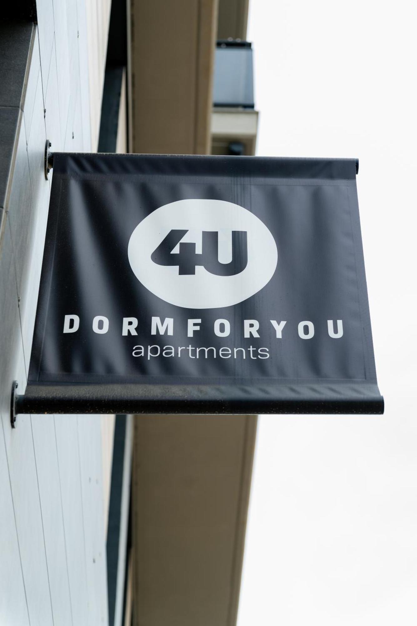 Dorm4You Arena 2 Valencia Exteriör bild