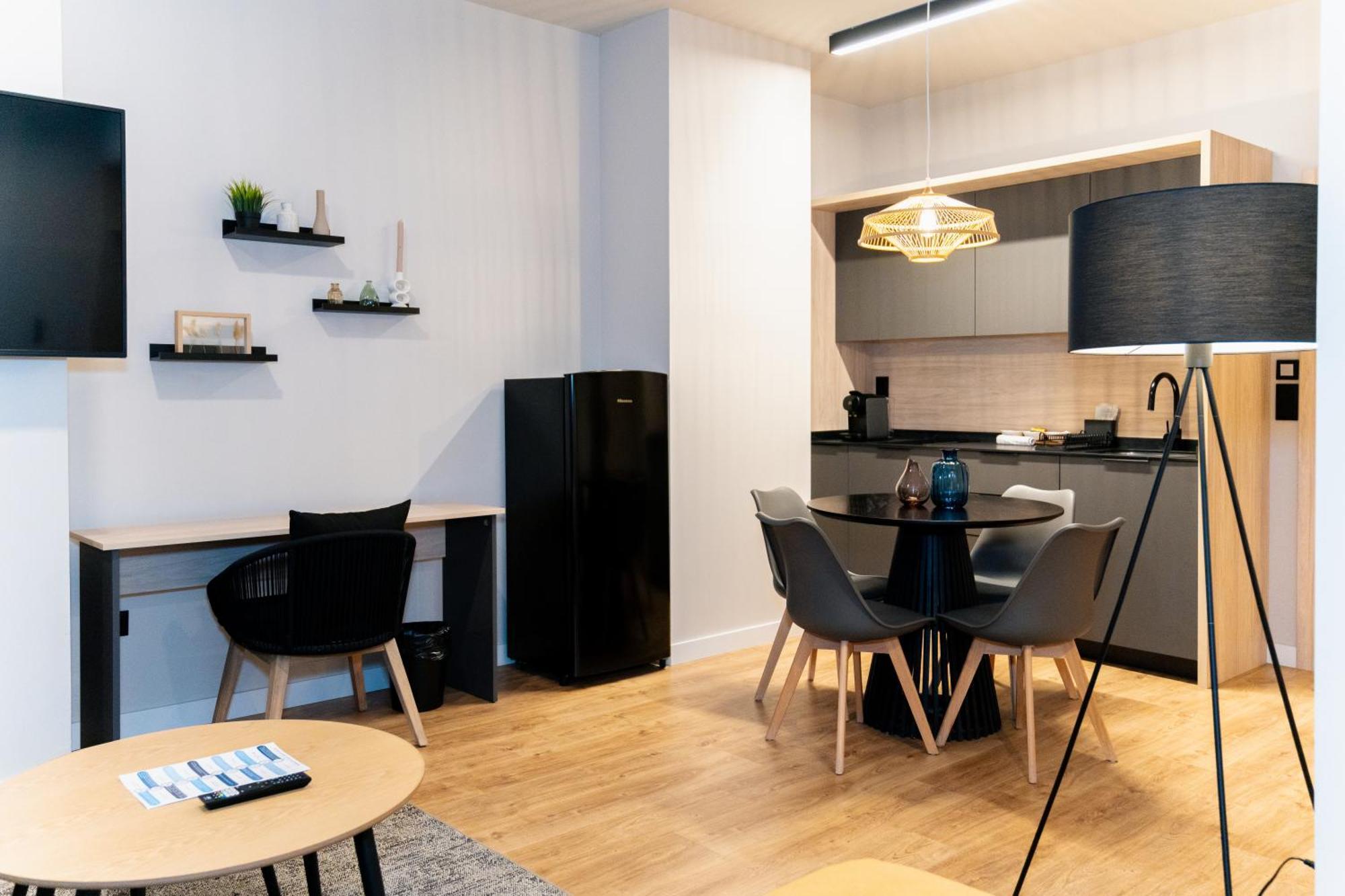 Dorm4You Arena 2 Valencia Exteriör bild