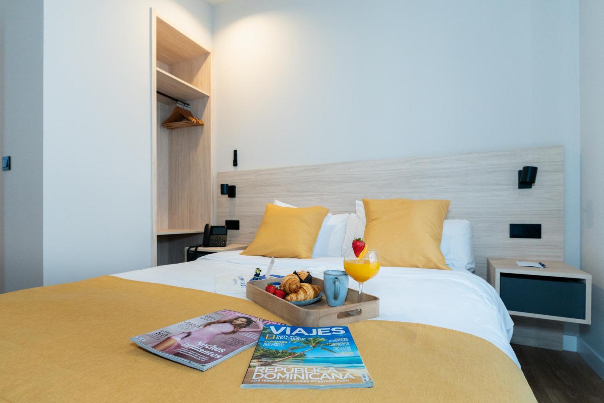 Dorm4You Arena 2 Valencia Exteriör bild