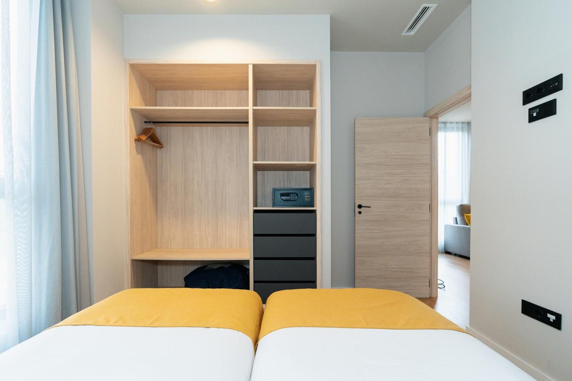 Dorm4You Arena 2 Valencia Exteriör bild