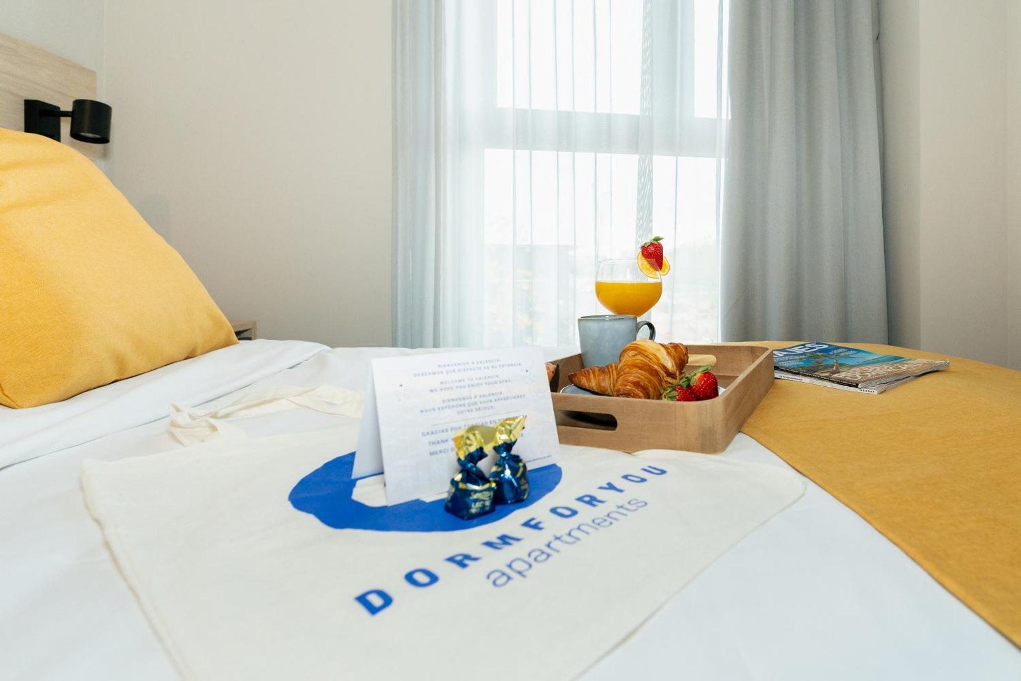 Dorm4You Arena 2 Valencia Exteriör bild
