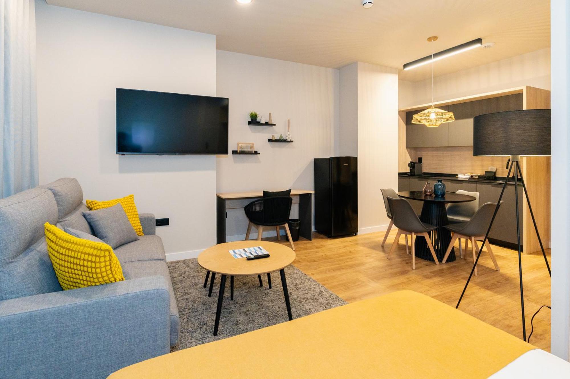 Dorm4You Arena 2 Valencia Exteriör bild